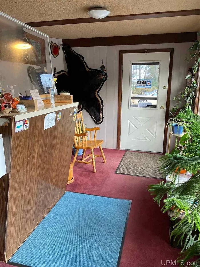 Woodlands Motel (Bambi Park Motel) - From Zillow Listing (newer photo)